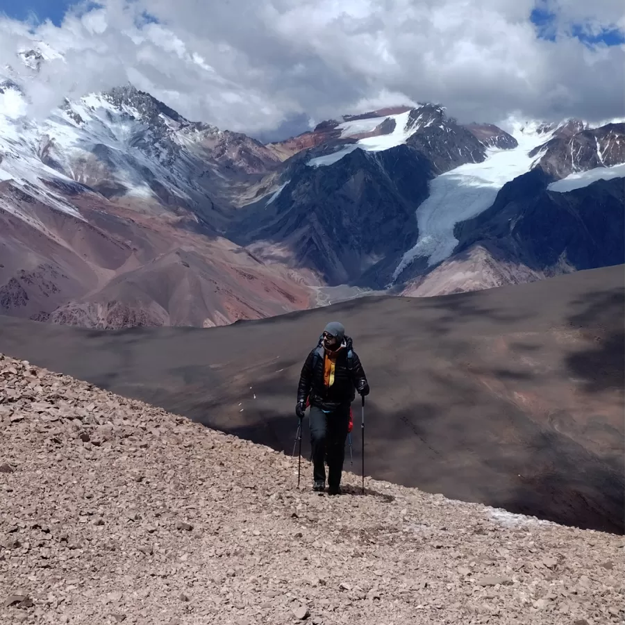 Sendero ascenso Cerro Wanda