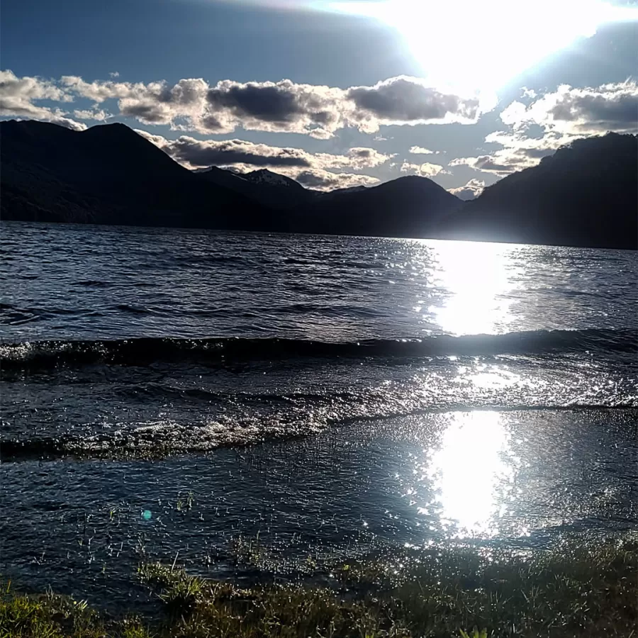 Lago trekking Auquinco